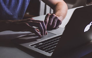 米乐体育网站-利物浦客战平局，积分被甩开，利物浦客场