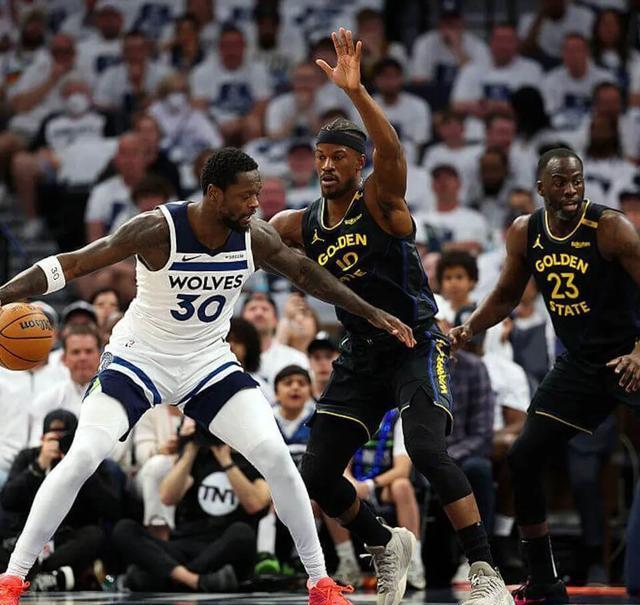 米乐体育官方网站入口-勇士主场轻取森林狼，延续领先优势