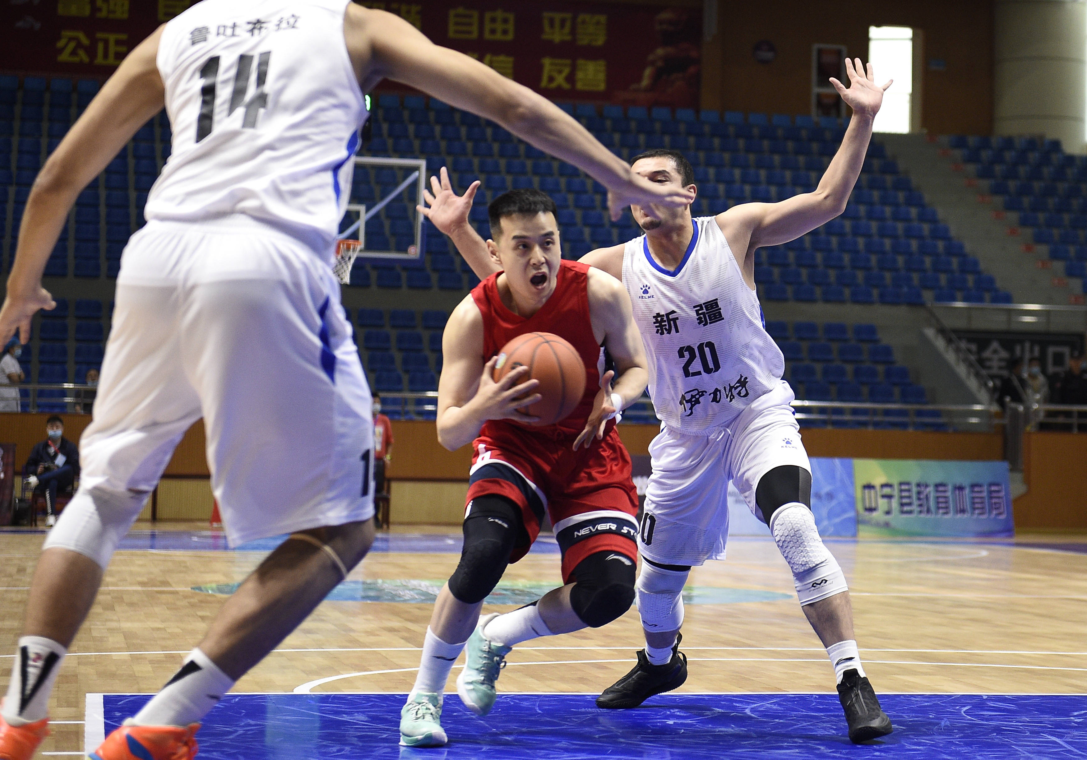 米乐体育官网-关于河南男篮备战迎接挑战，全力争取突破的信息