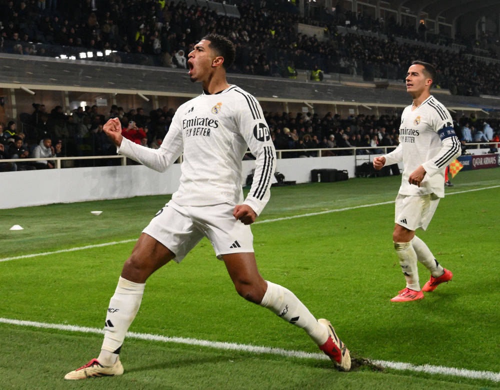 米乐体育平台官网-皇马逆转晋级，欧冠卫冕路途再现曙光的简单介绍