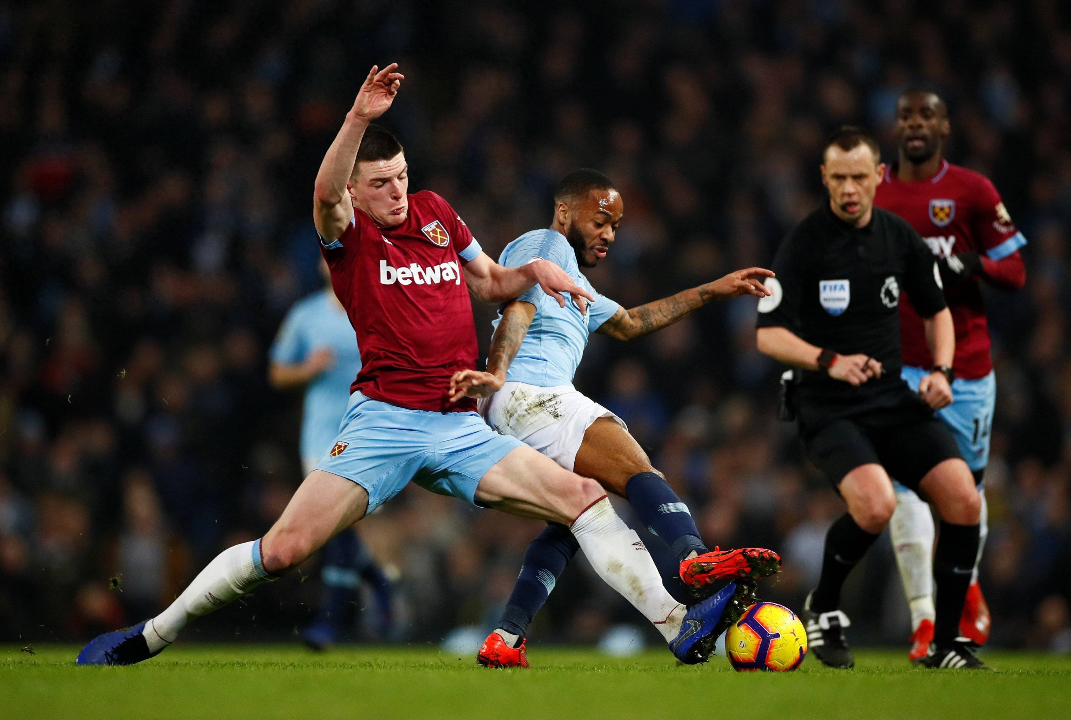 米乐m6登录-托特纳姆热刺稳扎稳打，备战全线作战